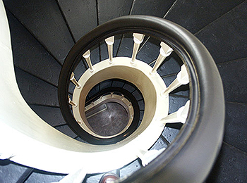 Denkmalgeschützte Mies-van-der-Rohe-Villa von 1917, Villa Urbig in Potsdam-Babelsberg, Fassaden, Terrassen, Interieur